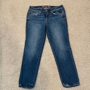 American eagle slouchy dark wash denim. Size 6.